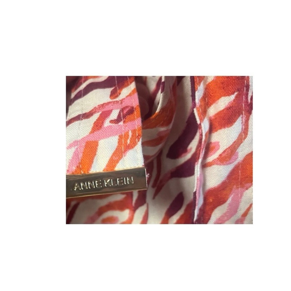 Anne Klein Striped High Rise Shorts - Picture 4 of 6